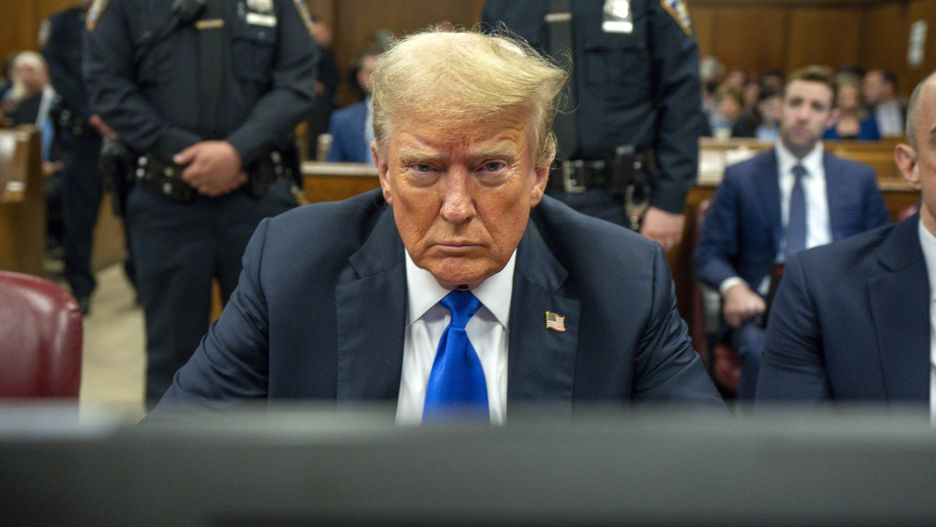 Former US President Trump attends hush money criminal trial
epa11379792 Former U.S. President Donald Trump sits in the courtroom as the jury is scheduled to continue deliberations in his criminal trial at New York State Supreme Court in New York, New York, USA, 30 May 2024. Jury deliberations in Donald Trump's criminal hush money trial enter a second day. The former president faces 34 felony counts of falsifying business records in the first of his criminal cases to go to trial.  EPA/Steven Hirsch / POOL 
Dostawca: PAP/EPA.
Steven Hirsch / POOL