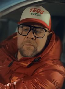 Raper Tede serwuje burgery. Nazwy zapadną wam w pamięci