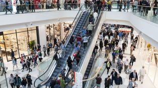 25 zamknięć, 700 zwolnień. Ten gigant właśnie podjął dramatyczną decyzję