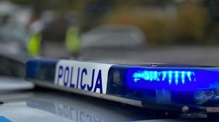 Nocna kradzież w gospodarstwie. 300 litrów oleju zniknęło z ciągników