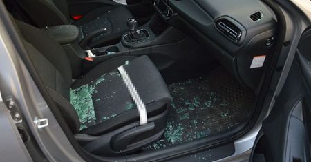 Dramat w Zamościu. Rodzice zostawili 3-latkę w aucie. Nie reagowała