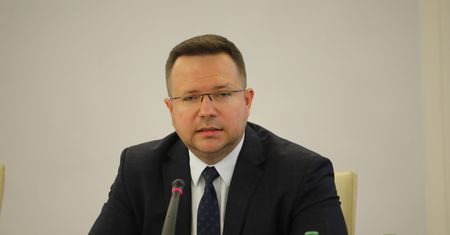 Ceny paliw podbiją inflację? Członek RPP komentuje