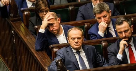 W jakim kierunku zmierza Polska? Polacy podzieleni w ocenie