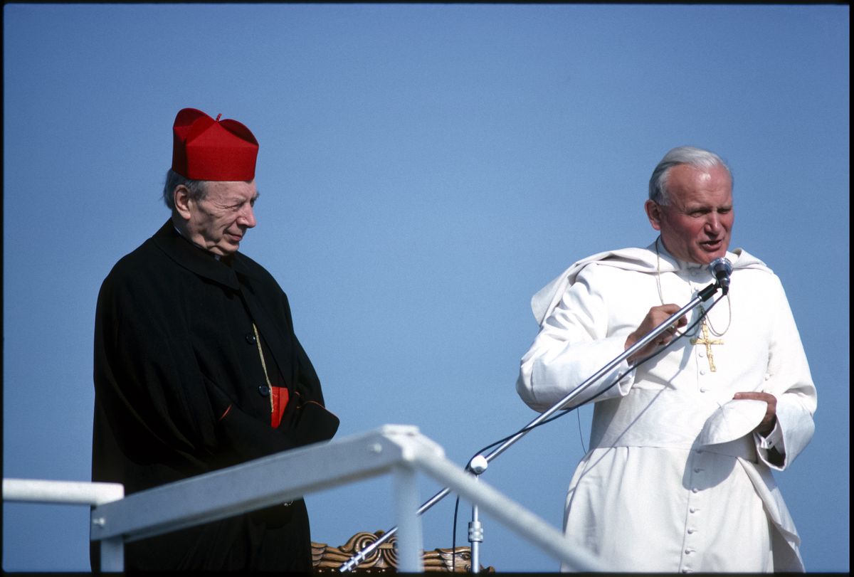 Jan Paweł II - 100. rocznica urodzin. Papież Polak Karol Wojtyła wzorem dla wielu