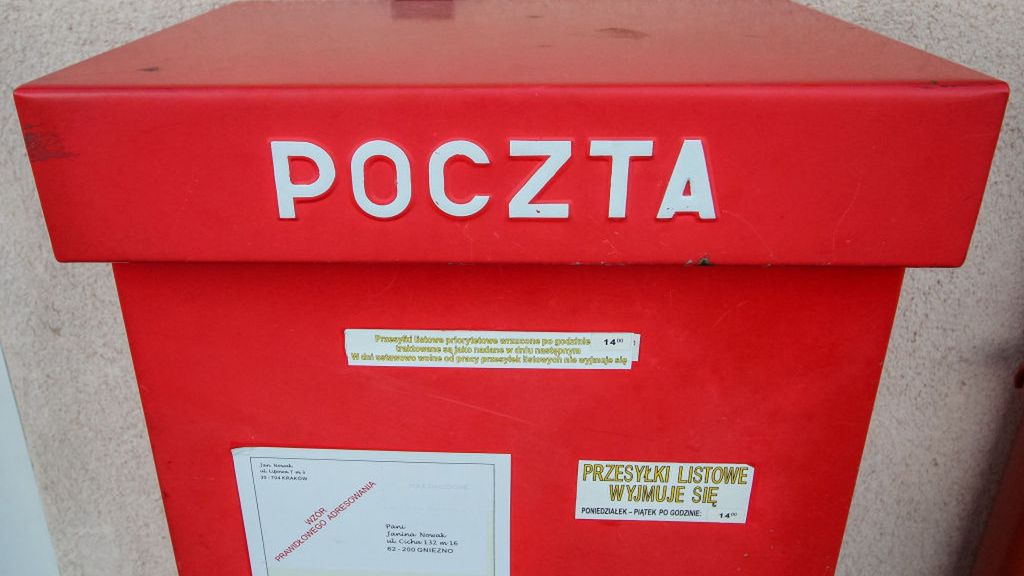 Poczta Polska ma dostarczyć pakiety wyborcze do skrzynek. Ale i tak musimy je pokwitować.