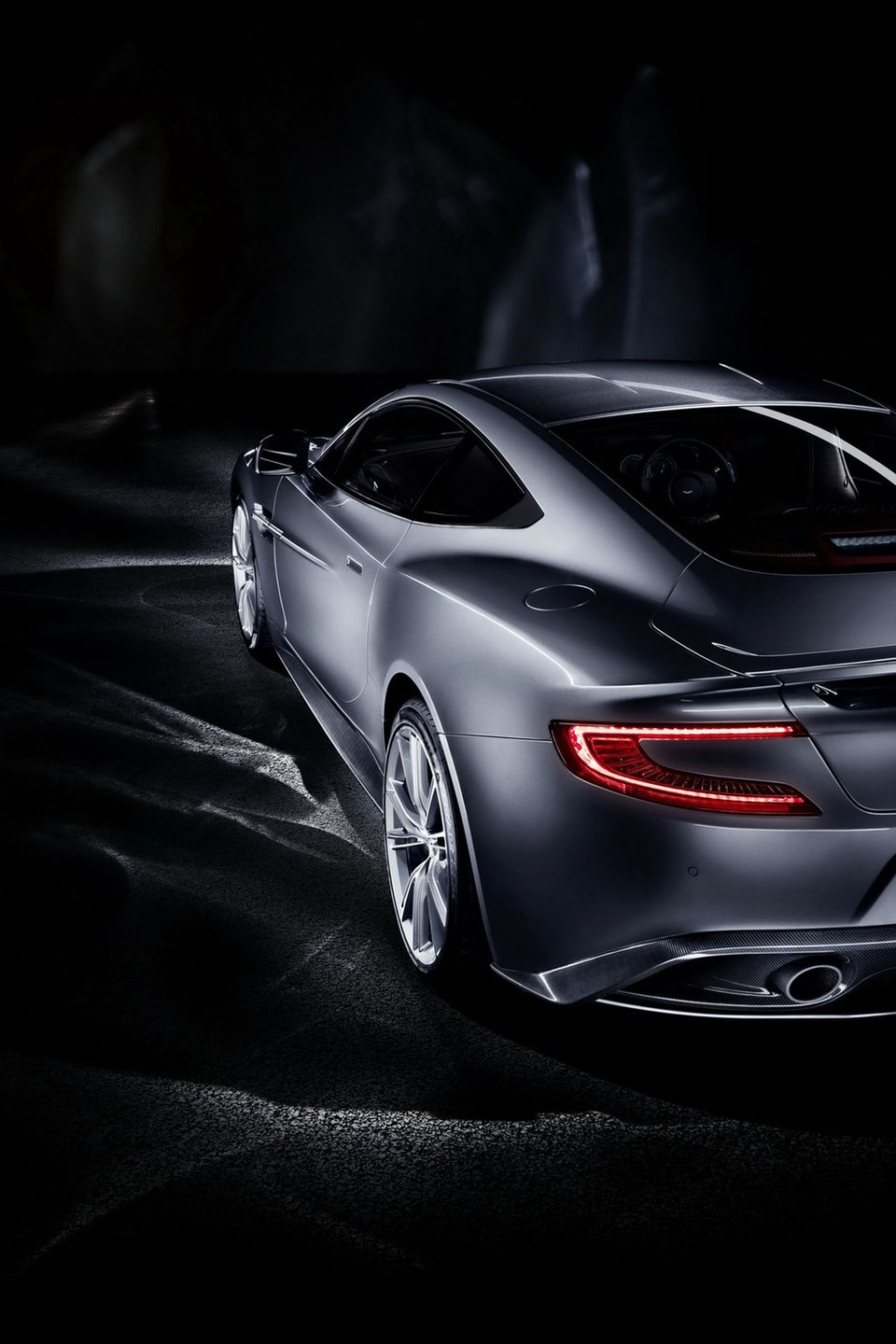 2013 Aston Martin Vanquish - uczta dla oczu [galeria] 20