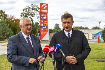 Posłowie PiS o cenach paliw. Padł apel do rządu