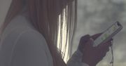 Odgórny zakaz telefonów w szkołach? MEN zdradza plany zmian