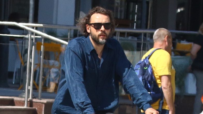 Nonszalancki Tomasz Makowiecki MIGDALI SIĘ z nową dziewczyną w Sopocie 