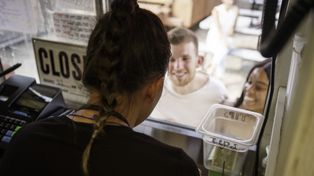 Jako nastolatka pracowała w lodziarni. Mówi, co regularnie słyszała od klientów