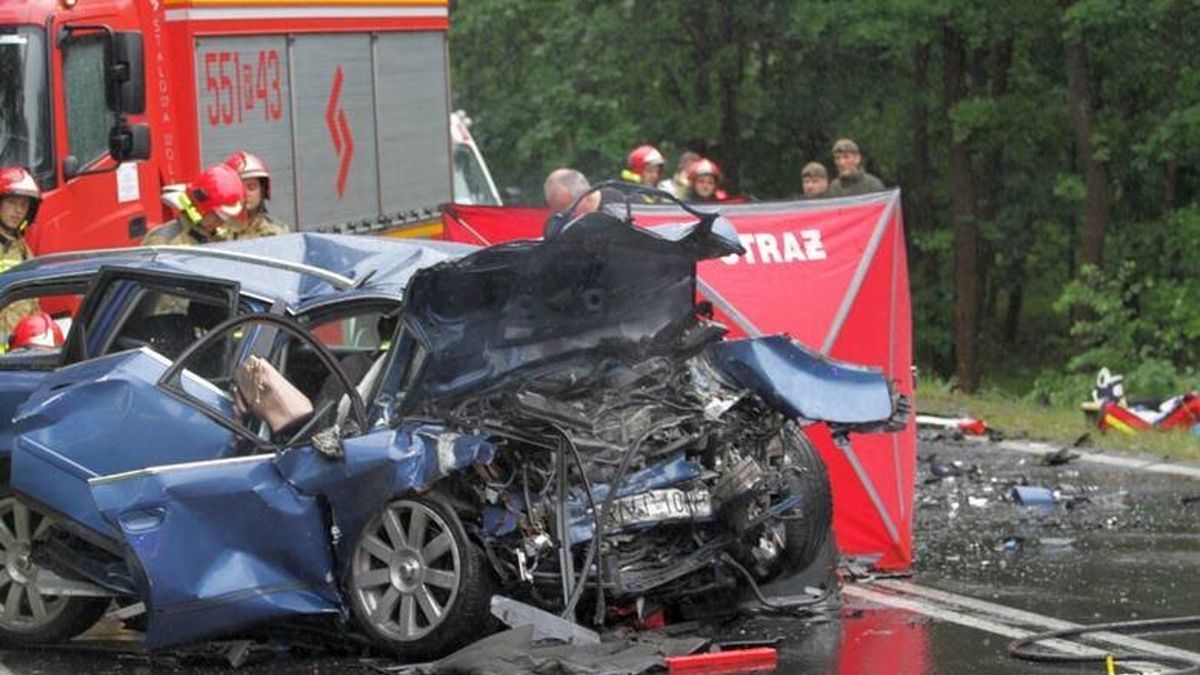 37-letni mężczyzna, który w sobotę po pijanemu spowodował wypadek w Stalowej Woli usłyszał zarzuty. 
