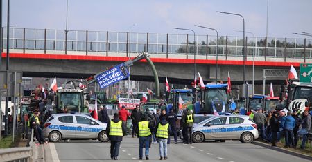 "Drobne incydenty". Zatrzymano trzy osoby podczas protestów rolników
