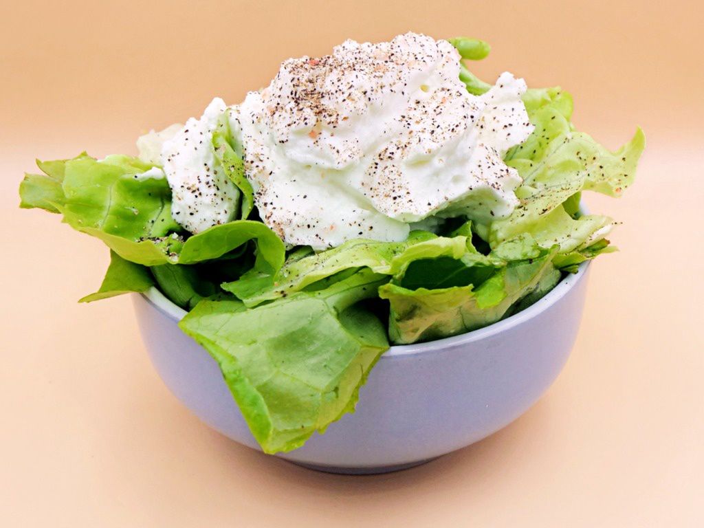 salatka z jogurtem