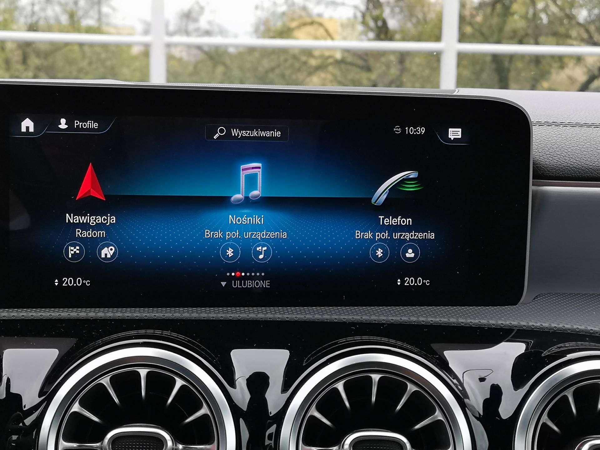 Mercedes CLA: System MBUX, wirtualny kokpit i audio Burmester 6