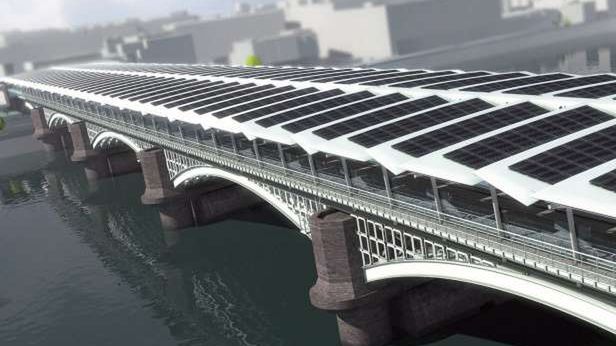 Czysta energia prosto z mostu. Nietypowa elektrownia w centrum Londynu 1