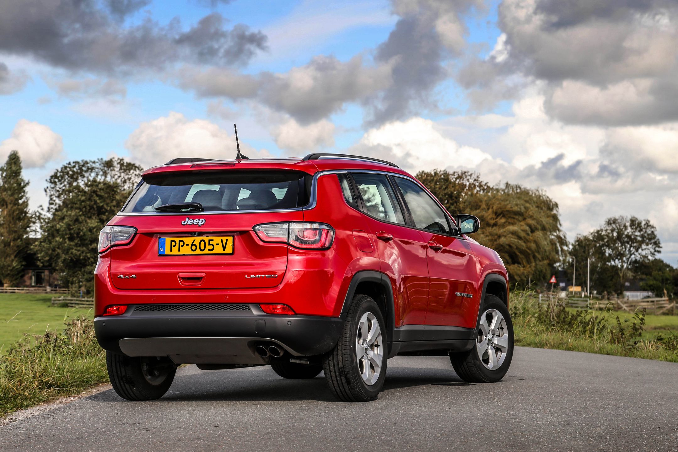 Jeep Compass 4