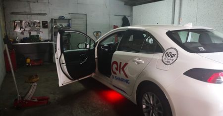 Panek pokonał złodziei. Odzyskano toyotę i wykryto "dziuplę"
