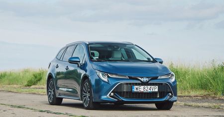 Toyota Corolla liderem sprzedaży w Polsce. Rośnie też udział hybryd i elektryków