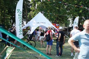 Tłumy nad Zalewem Zemborzyckim. Finał ogólnopolskiej trasy "Longevity by Herbalife" zakończył wakacyjny cykl