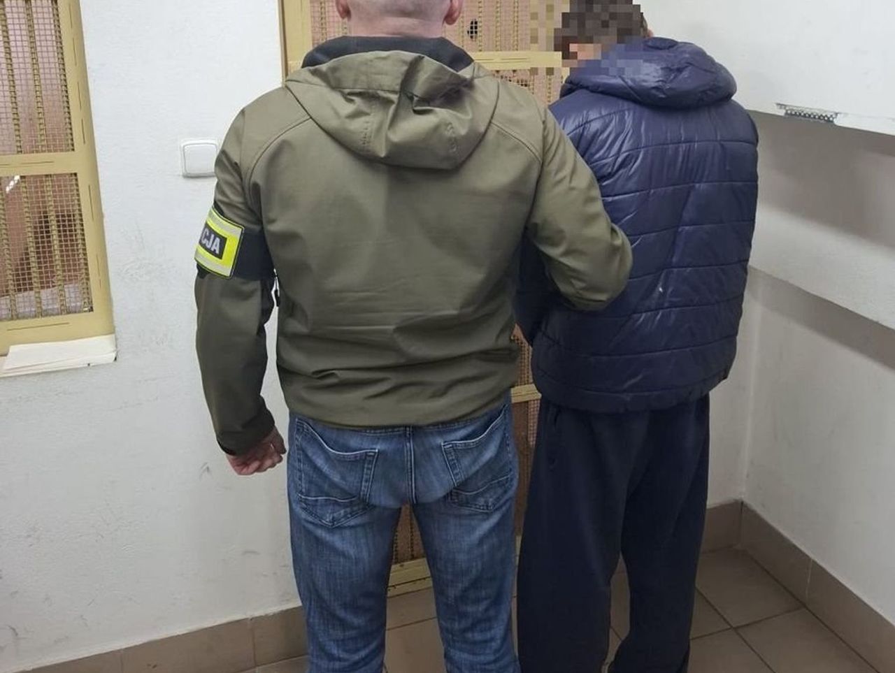 Oszust myślał, że rozmawia ze staruszką. 40-latek zastawił na niego pułapkę i wezwał policję