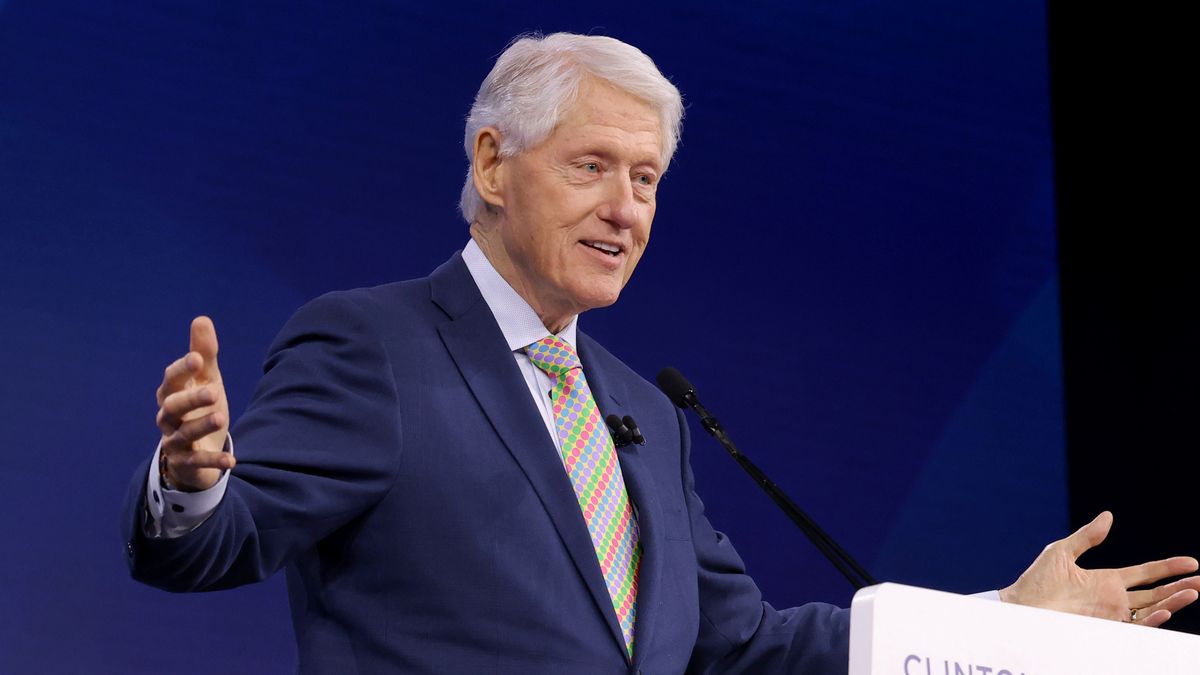 Clinton Global Initiative 2025 Annual Meeting - Day 2NEW YORK, NEW YORK - SEPTEMBER 25: Bill Clinton speaks onstage during the Clinton Global Initiative 2025 Annual Meeting at New York Hilton Midtown on September 25, 2025 in New York City.  (Photo by JP Yim/Getty Images for New York Hilton Midtown)JP Yimbestof, topix