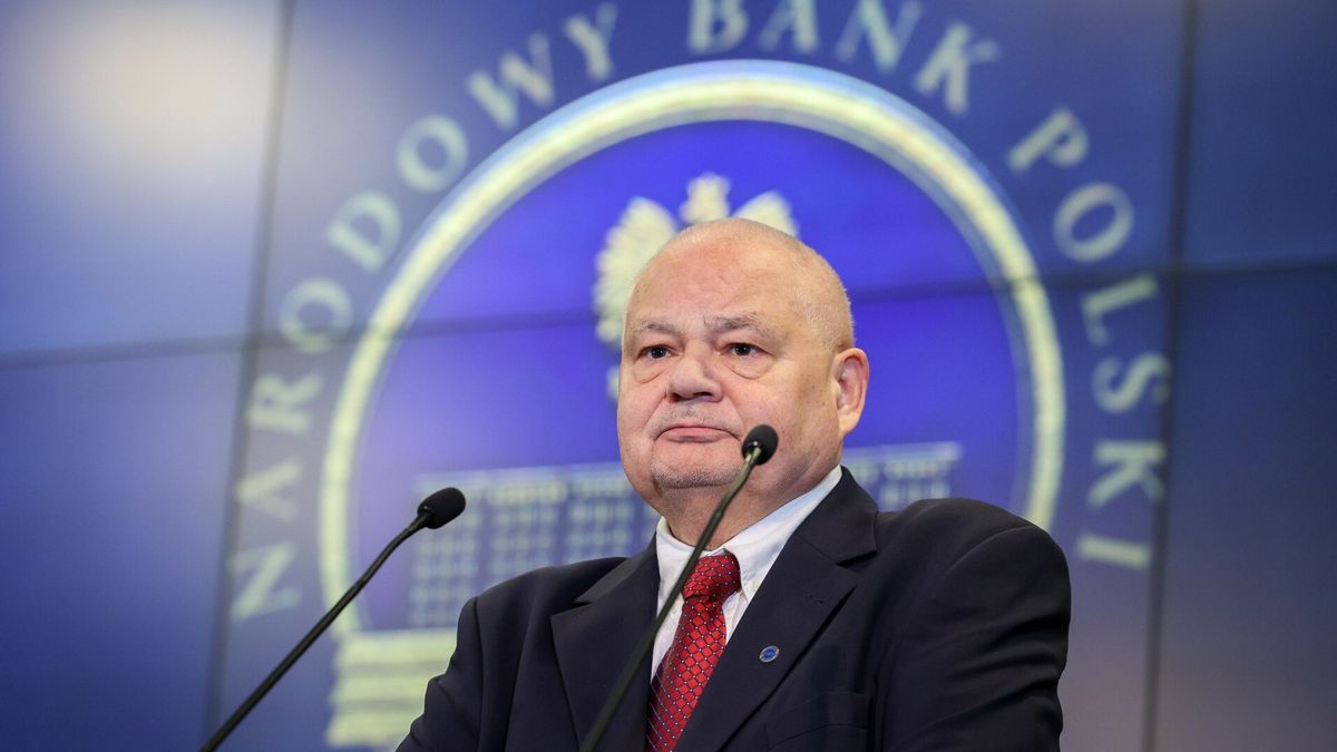 Konferencja prezesa NBP Adama Glapi?skiego03.11.2021 Warszawa Konferencja prezesa NBP Adama Glapinskiego nt oceny biezacej sytuacji ekonomicznej w Polsce   fot Jacek Dominski/REPORTERn/z: Adam GlapinskiJacek Dominski/REPORTER