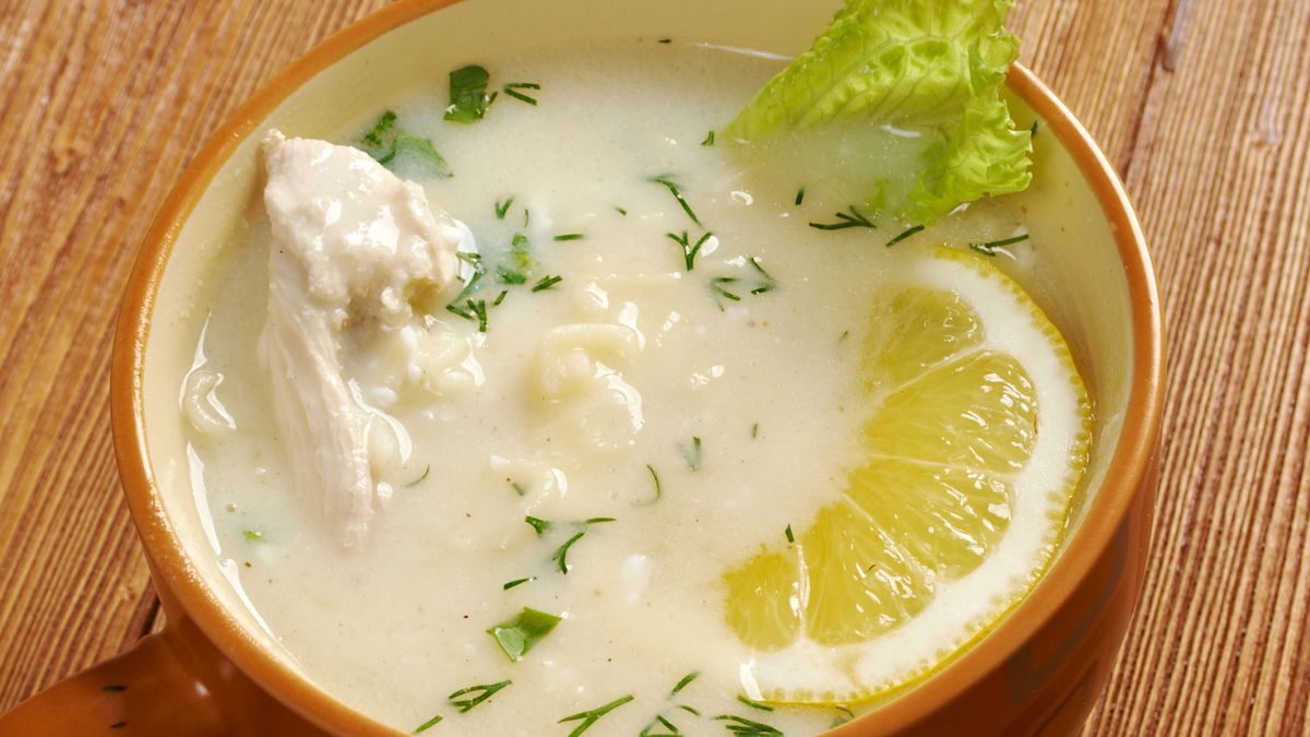 Grecka zupa rozkocha w sobie miłośników lekkich smaków