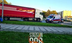Śmiertelne potrącenie w Strzelinie. TIR przejechał starszą kobietę