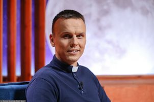 Znany ksiądz chce pracować przy sprzątaniu toalet. "Brakuje pieniędzy"