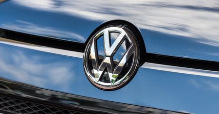 Volkswagen zwiększy automatyzację w fabrykach. Chce zostawić konkurencję w tyle