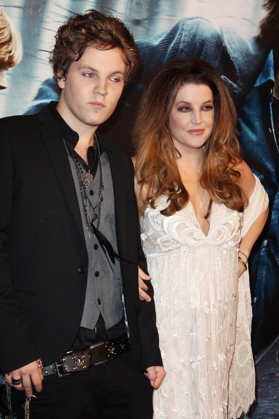 Benjamin Keough i Lisa Marie Presley na ściance