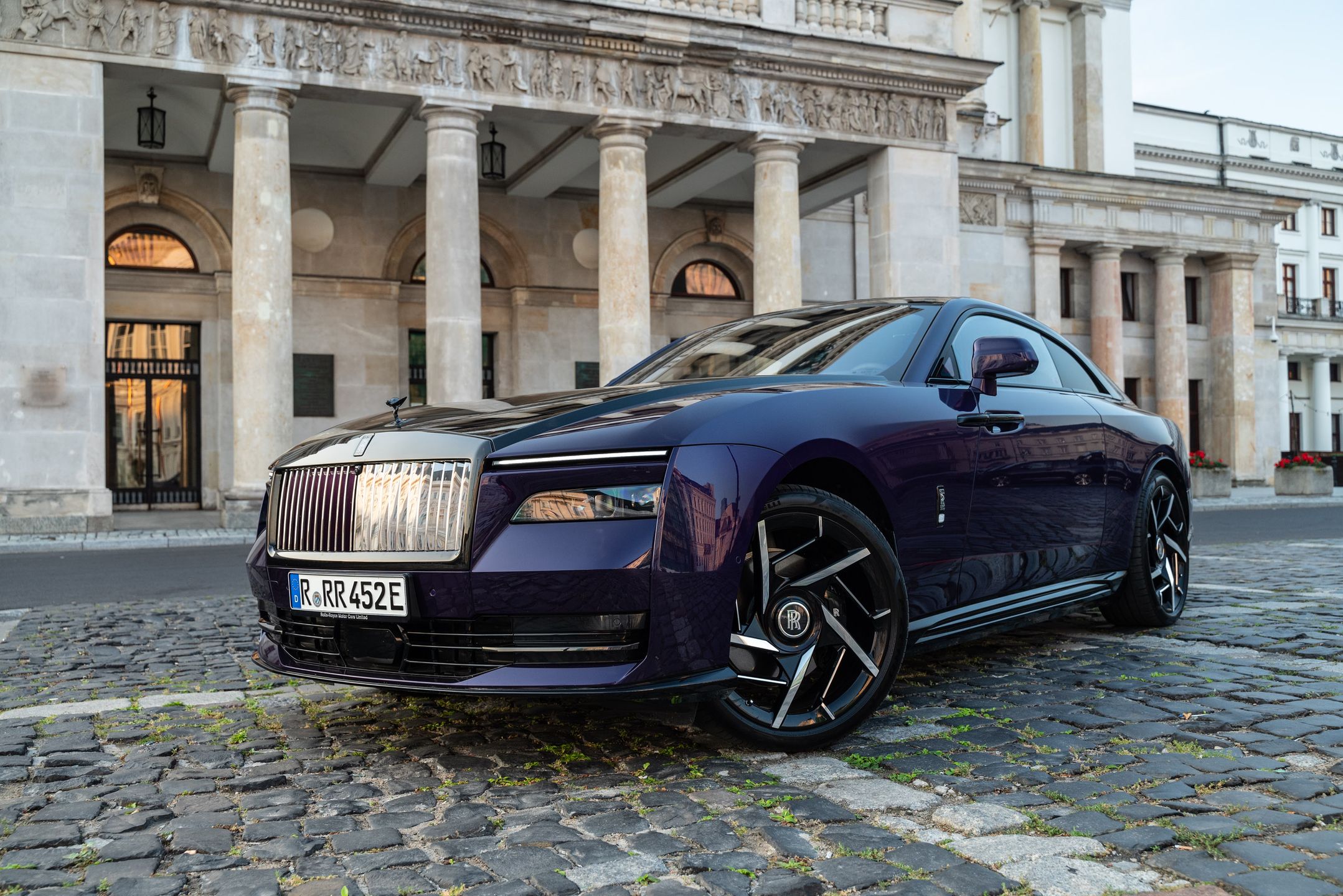 Rolls-Royce Spectre Black Badge