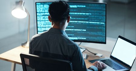 Oto królowie branży IT. Dostają ponad 32 000 zł miesięcznie