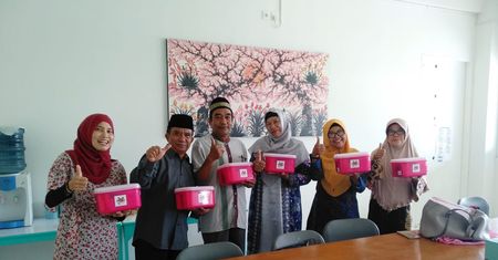 Lombok Sisterhood. Polki zbierają pieniądze na darmowe środki higieniczne dla indonezyjskich dziewczynek