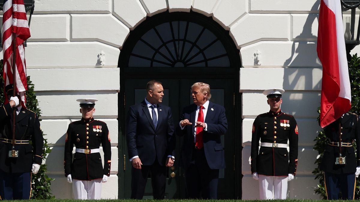  Karol Nawrocki spotkał się z Donaldem Trumpem