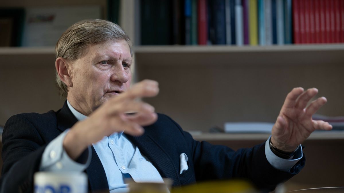 Prof. Balcerowicz