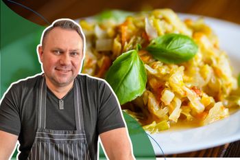 Młodą kapustę zrób jak Strzelczyk. Tak pyszna, że trudno się powstrzymać przed wyjadaniem z garnka