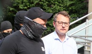 Ukazały się nowe zdjęcia Romanowskiego. B. wiceminister w kajdankach