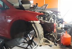 Wołomin. Znaleziono skradzionego golfa. Był już częściowo zdemontowany