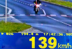 89 km/h za szybko na motocyklu. Mandat był surowy