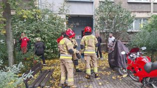 Wrocław: Mnóstwo służb i zablokowana ulica w centrum. Strażacy zostali wezwani do pożaru mieszkania