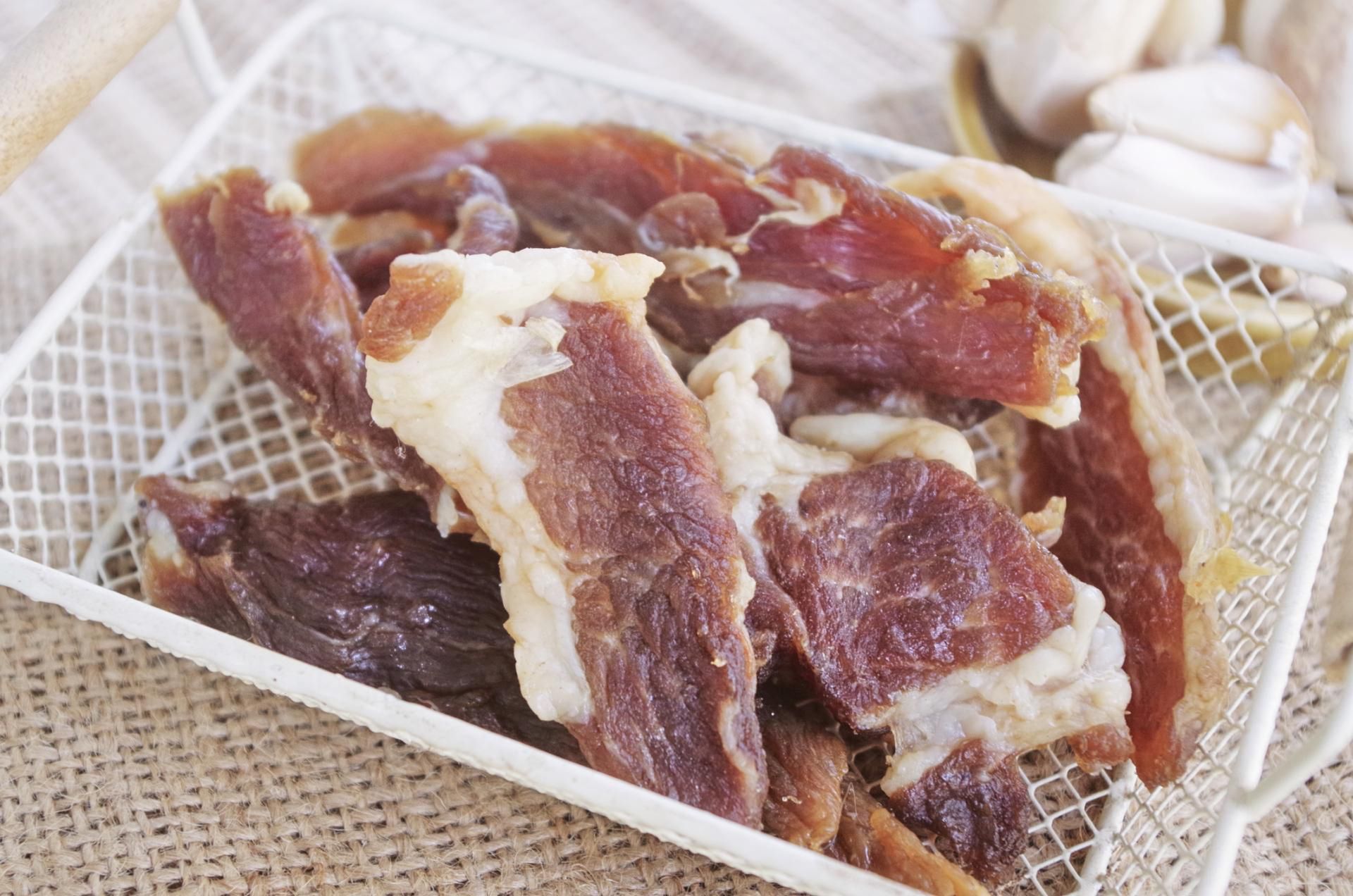 Przetworzone czerwone mięso szkodzi zdrowiu