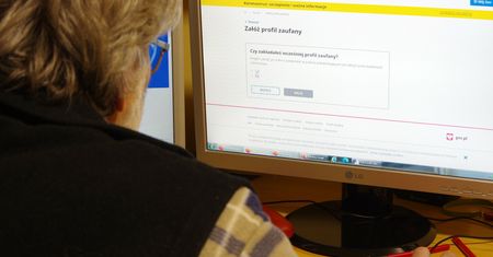 Jak założyć profil zaufany? Tłumaczymy krok po kroku