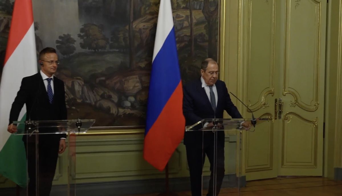 Spotkanie w Moskwie - węgierski minister  Peter Szijjarto rozmawiał z rosyjskim ministrem spraw zagranicznych Siergiejem Ławrowem