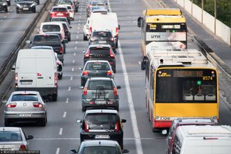 Przybywa leciwych aut w Polsce. Średnia wieku idzie w górę