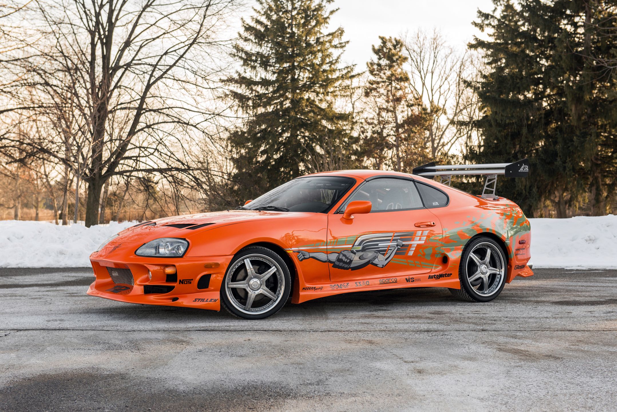 Kultowa już Toyota Supra, którą jeździł Paul Walker w pierwszej części "Fast and Furious"