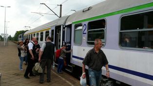 Pociąg „Flisak” zatrzymuje się w Chełmży, a Lipno omija. Mamy stanowisko PKP Intercity