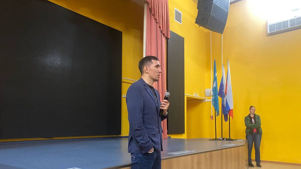 Morderca z Rosji uczy dzieci patriotyzmu