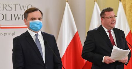 Nowy pomysł Ziobry wyśmiany. Wicemarszałek Senatu: "Proponuję mu korepetycje z prawa"