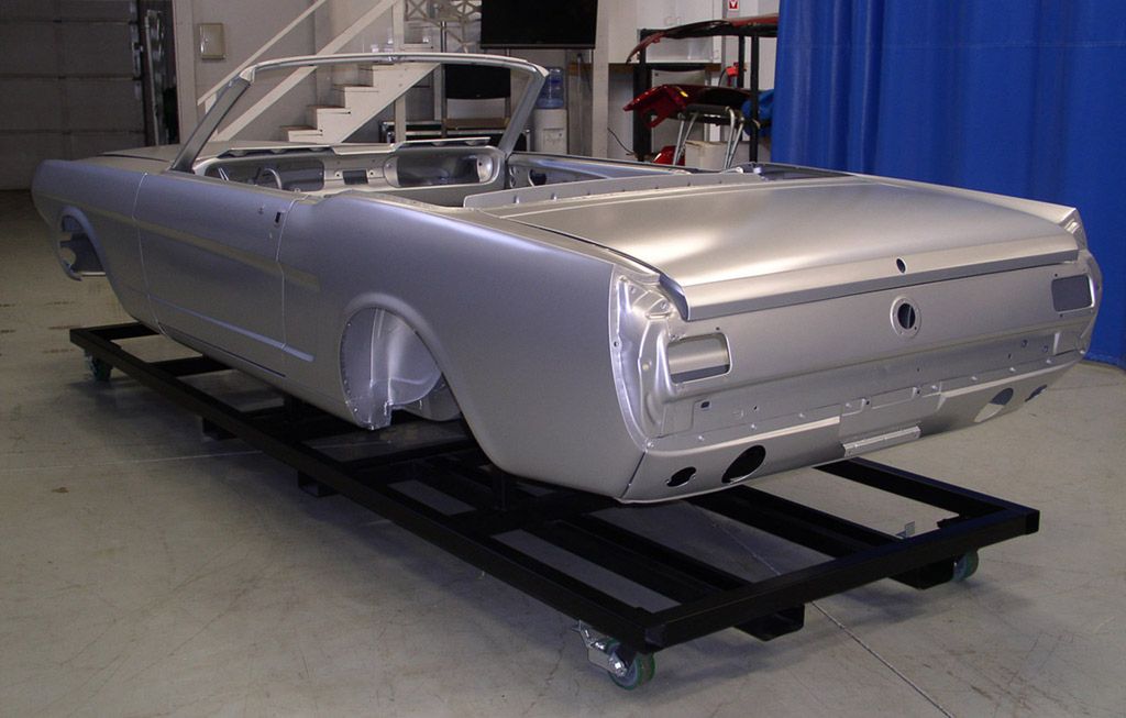 Ford Mustang 1965 - nowe nadwozie